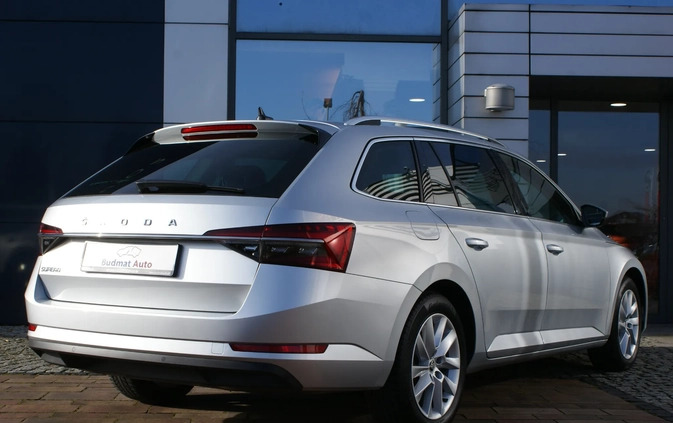 Skoda Superb cena 106900 przebieg: 54499, rok produkcji 2019 z Świerzawa małe 704